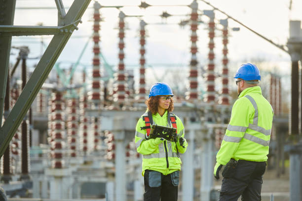 Best Local Electrician Companies  in Fitchburg, MA