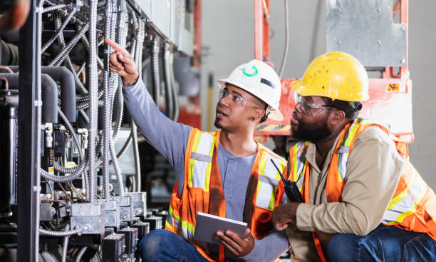 Best Local Electrician Companies  in Fitchburg, MA